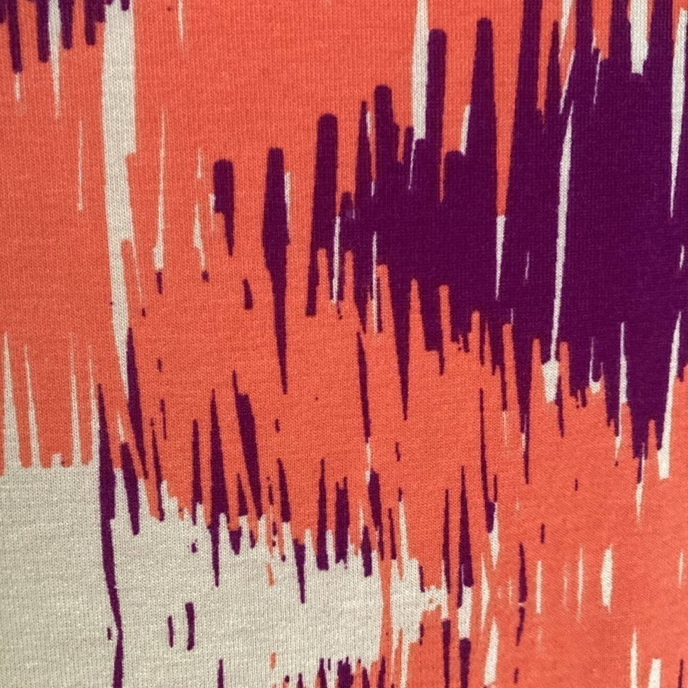 Lularoe Perfect Tee - Picture 7 of 12